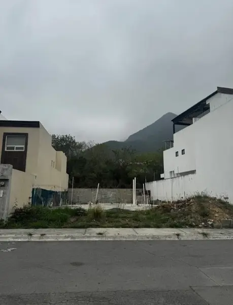 Terreno con Cimentacion en Venta en Santa Isabel, Carretera Nacional — foto 1 de 10