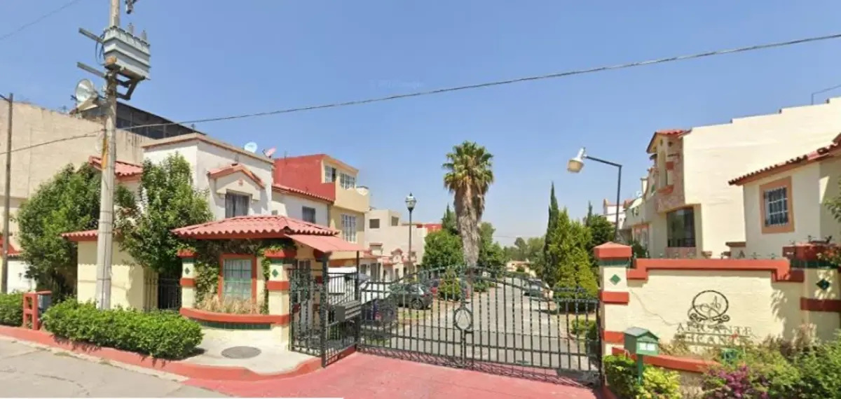 Casa en venta en Villa del Real, Tecámac — foto 1 de 15