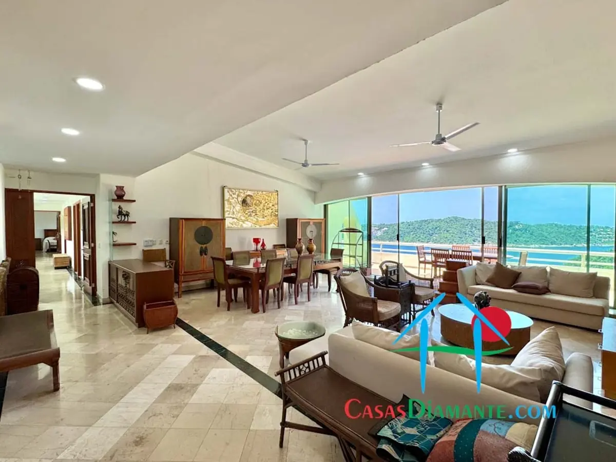 Departamento en venta en Playa Guitarrón, Acapulco de Juárez — foto 1 de 91