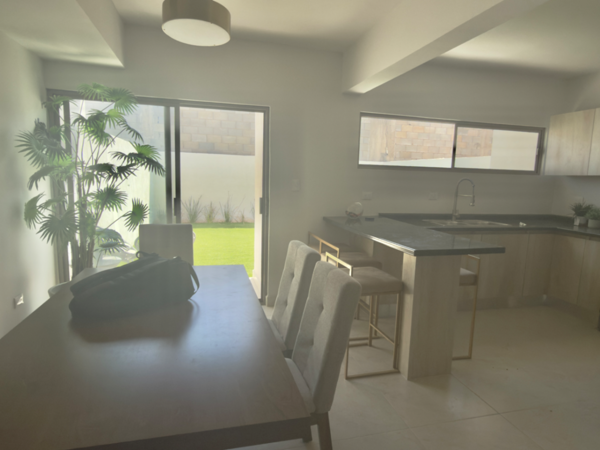Casa en venta en Nogalera Residencial, Gómez Palacio — foto 2 de 2