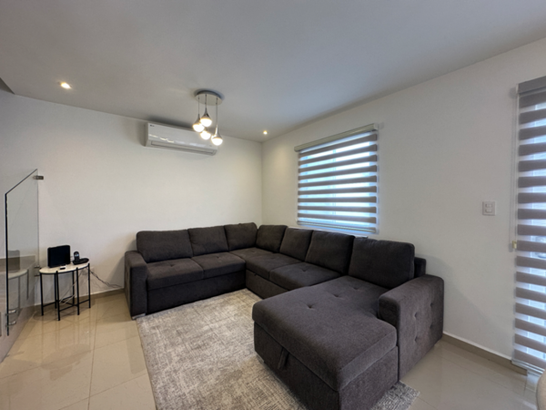 Casa en venta en Sorrento, Saltillo — foto 3 de 32