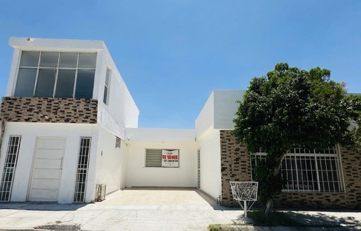 Casa en venta en La Fuente, Torreón — foto 1 de 26