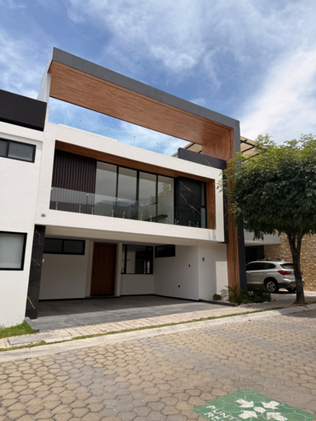 Casa en venta en Lomas de Angelópolis, San Andrés Cholula — foto 2 de 39