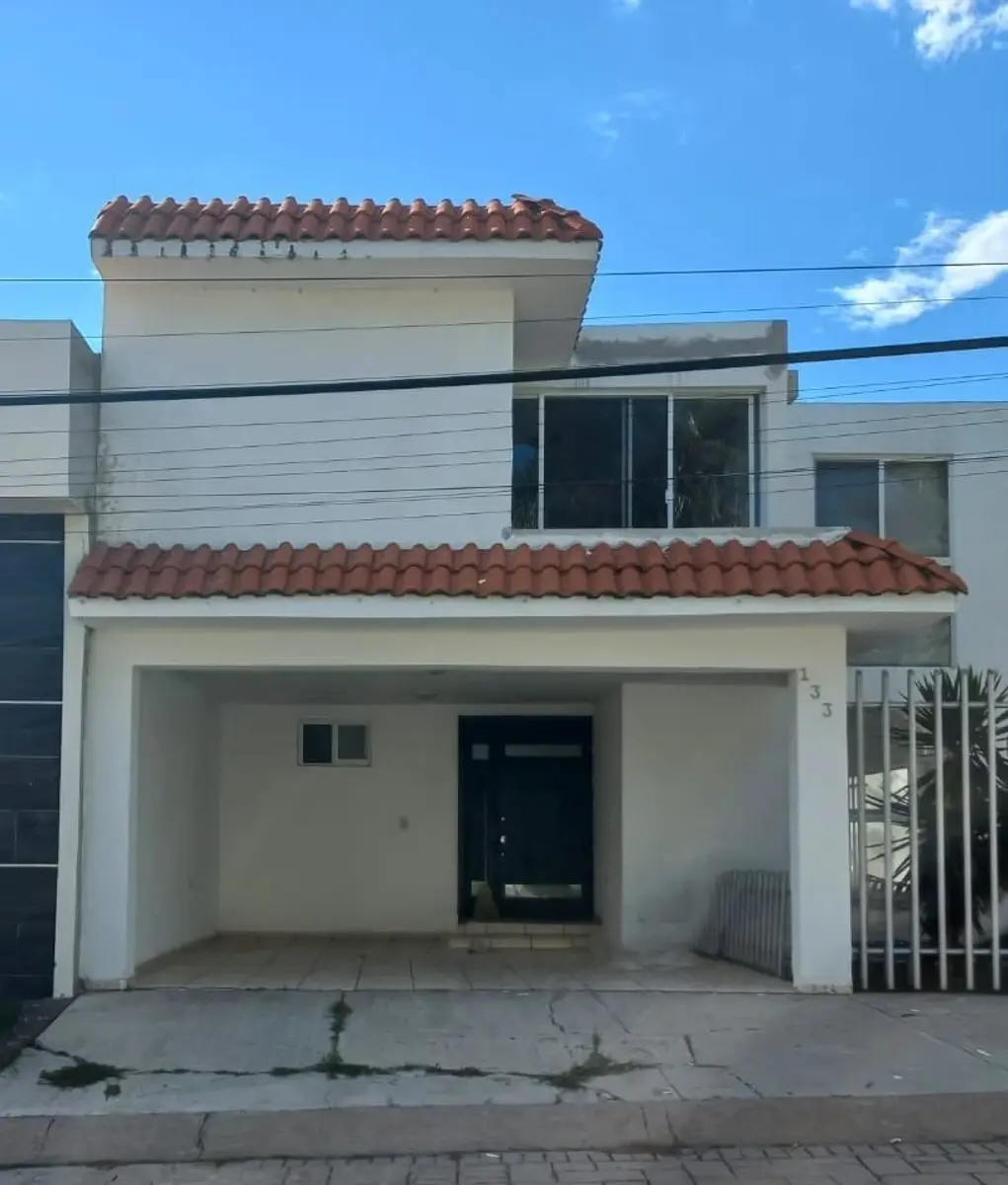 Casa en renta en Colinas del Saltito, Durango — foto 1 de 15