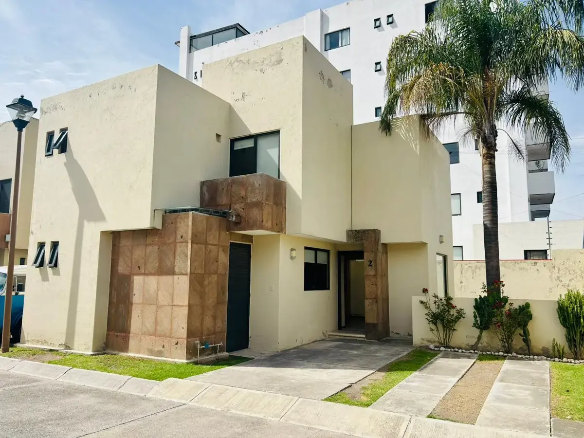 Casa en renta en San Bernardino Tlaxcalancingo, San Andrés Cholula — foto 1 de 18