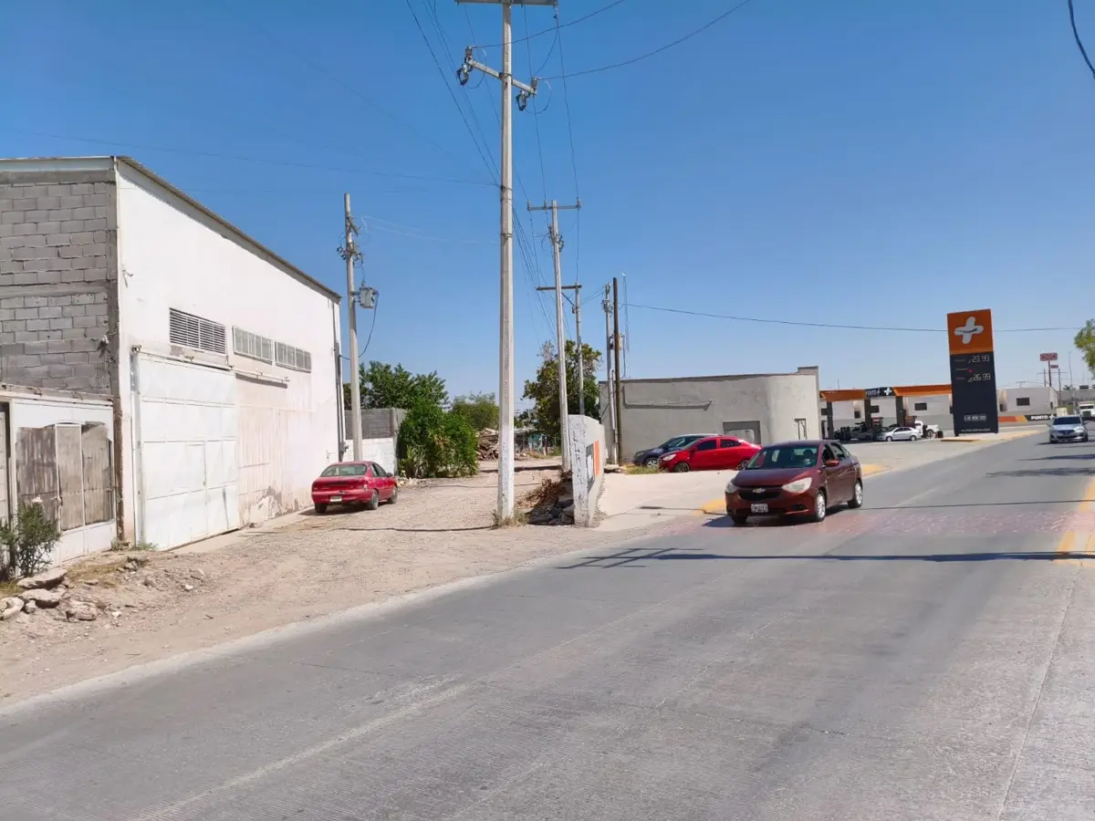 Vista 4 de Bodega en RENTA, muy bien ubicada y con excelente acceso al periférico en Gómez