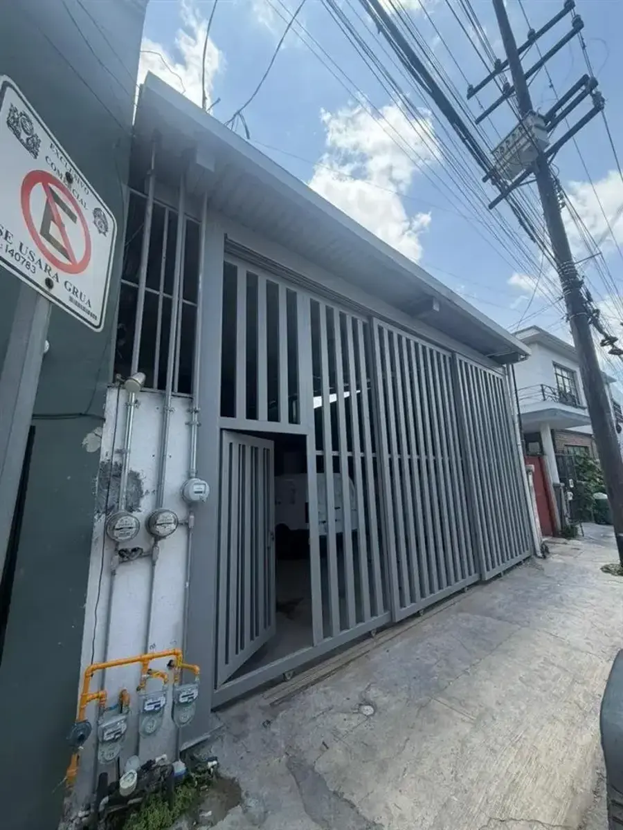Casa en renta en Maria Luisa, Monterrey — foto 1 de 15