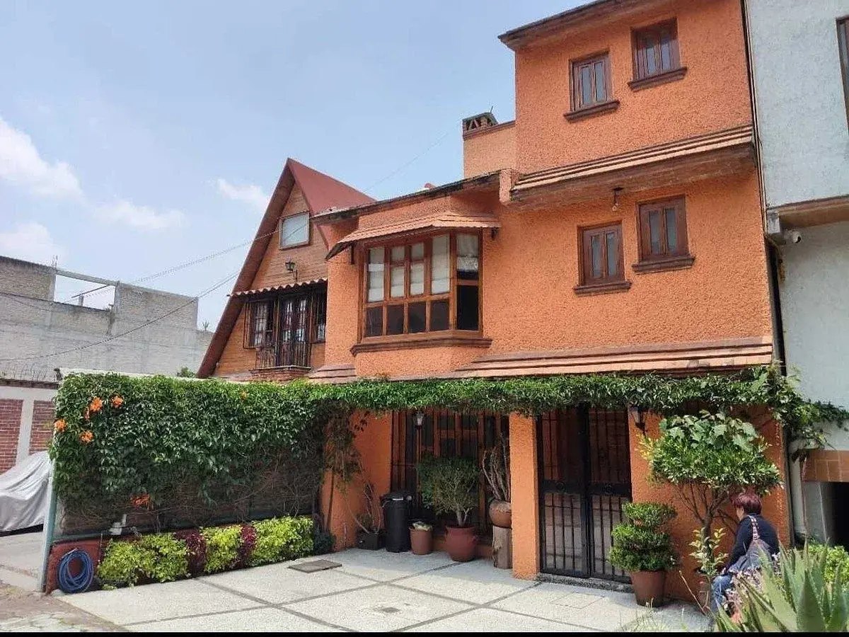 Casa en renta en Tetelpan, Álvaro Obregón — foto 1 de 29