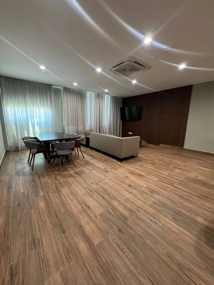 Departamento en renta en Del Valle, San Pedro Garza García — foto 1 de 9