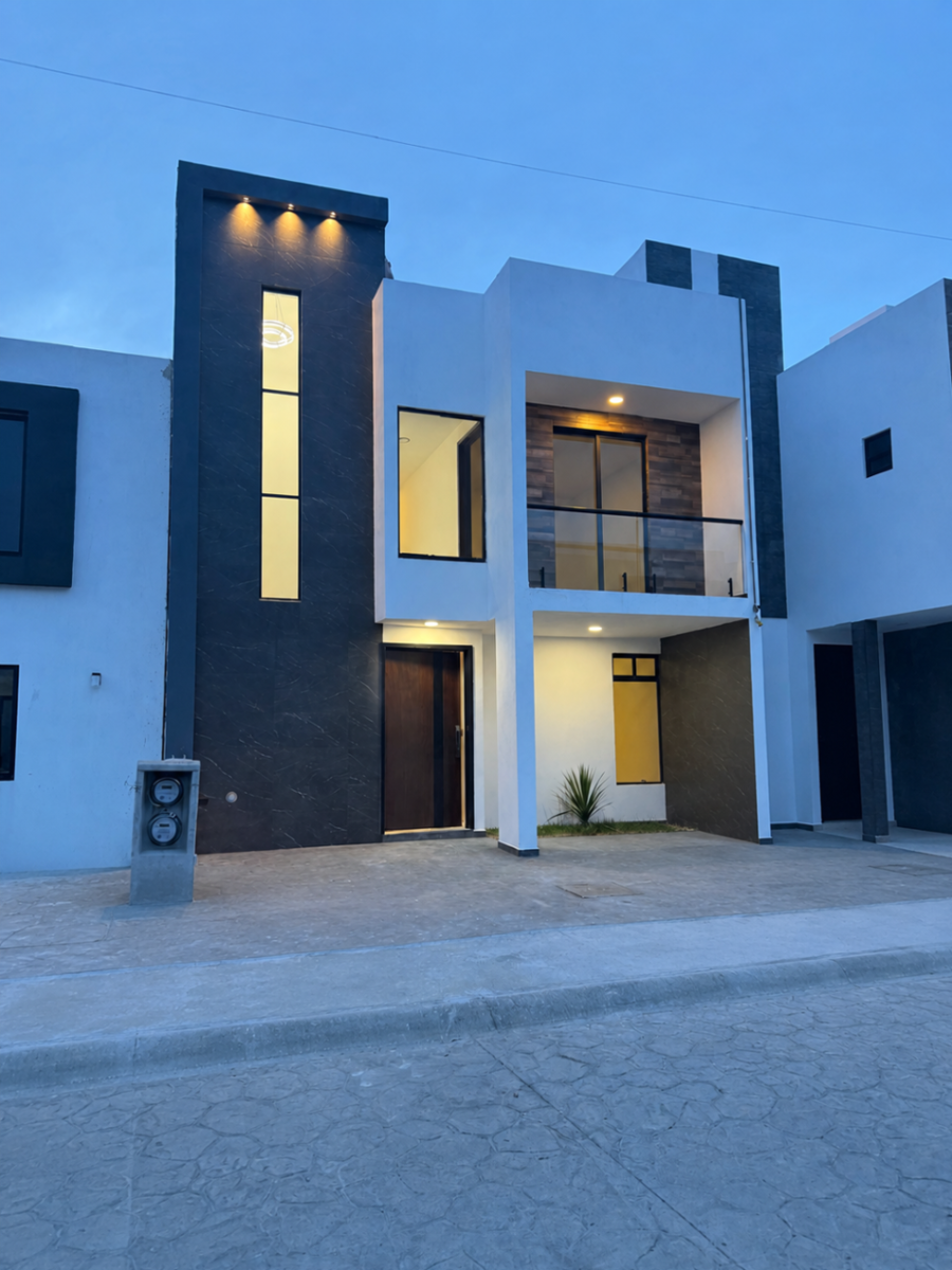 Casa en venta en Jazmín, Mineral de la Reforma — foto 1 de 11