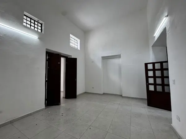 LOCAL REMODELADO EN RENTA EN EL CENTRO DE MÉRIDA ,YUCATAN.