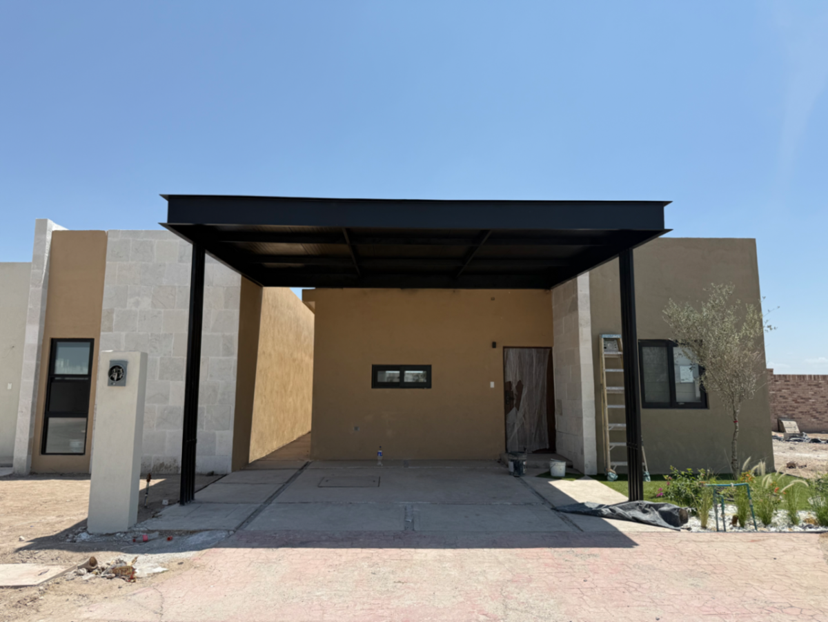 Casa en venta en Altozano la Nueva Laguna, Gómez Palacio — foto 1 de 9