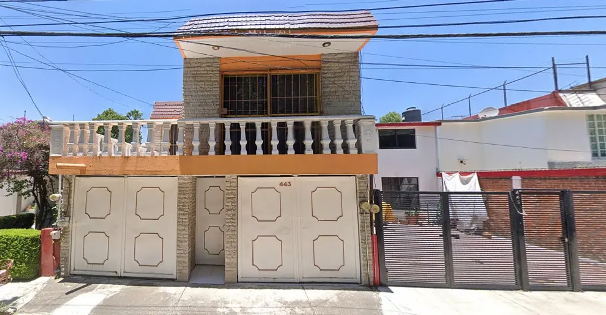 Casa en venta en Valle Dorado, Tlalnepantla de Baz — foto 1 de 10