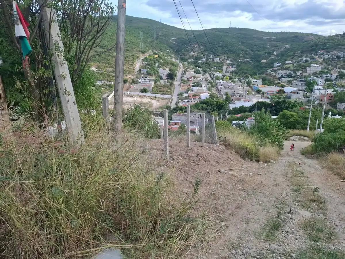 Terreno en venta en Lomas de Santa Cruz, Santa Cruz Amilpas — foto 1 de 5