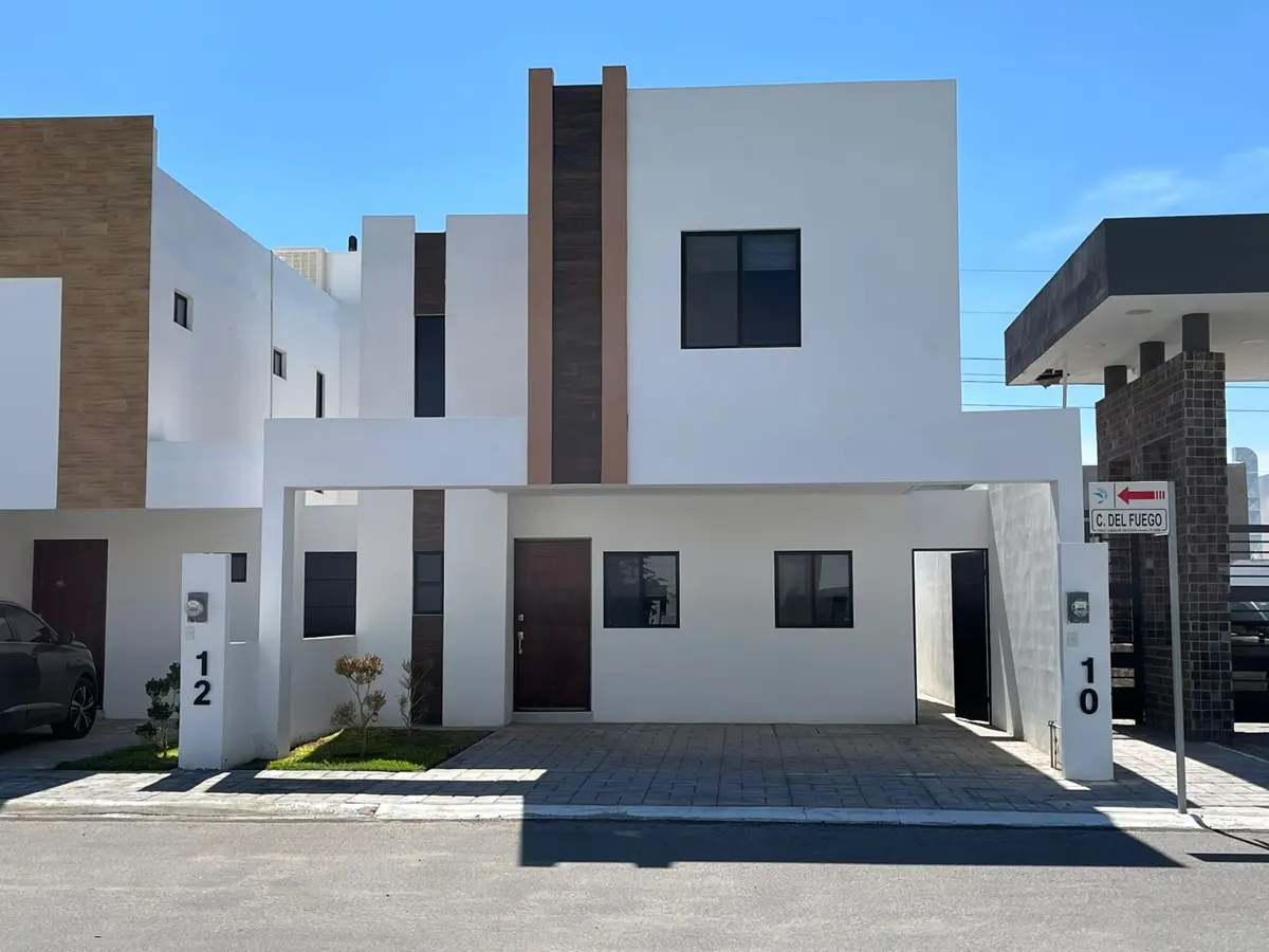 Casa en venta en Lomas de las Etnias, Torreón — foto 1 de 16