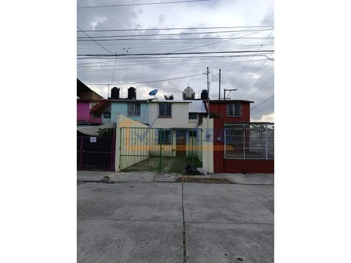Casa en renta en Kawatzin Valencia, Coatzintla — foto 1 de 10