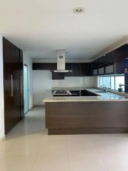 Casa en renta en Real del Bosque, Tlajomulco de Zúñiga — foto 3 de 6