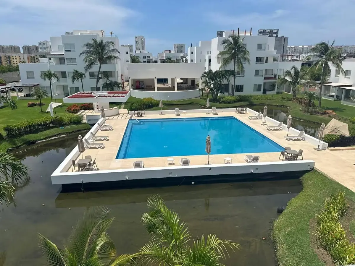 Departamento en venta en Playa Diamante, Acapulco de Juárez — foto 1 de 15