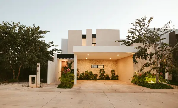 Casa en venta de 4 recámaras en Privada Plenum, Cholul