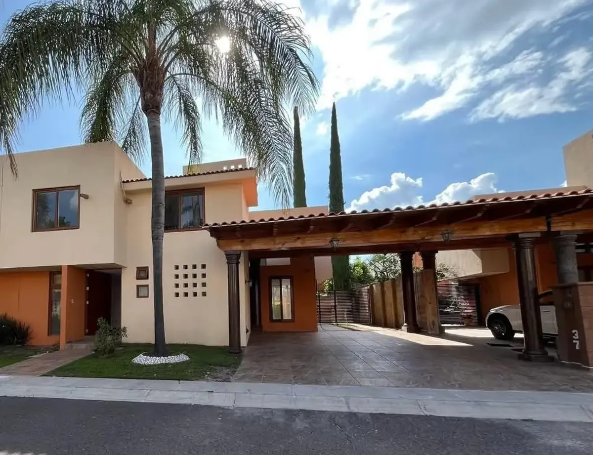 Casa en venta en Puerta Real, Corregidora — foto 1 de 19