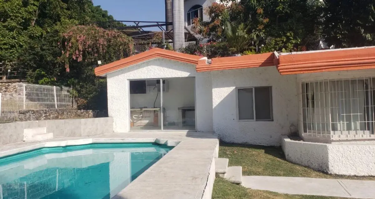 Casa en renta en Lomas de Cocoyoc, Atlatlahucan — foto 1 de 18