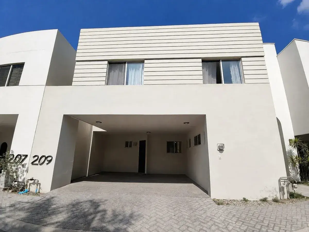 Casa en renta en Ventanas de la Huasteca, Santa Catarina — foto 1 de 8