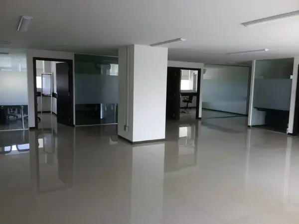 Oficina en renta en Lomas de Tecamachalco, Naucalpan de Juárez — foto 3 de 12