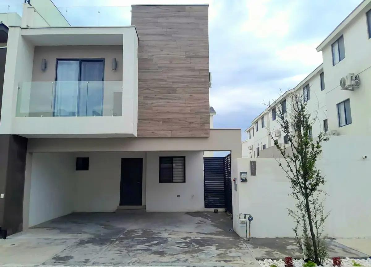 Casa en Renta en Arbado Sector Floresta, Apodaca, Nuevo León