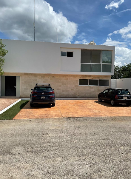 CASA EN RENTA | PRIVADA RESIDENCIAL EN CONKAL