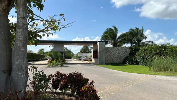 Terreno en venta en Tixcuytun, Mérida — foto 2 de 14
