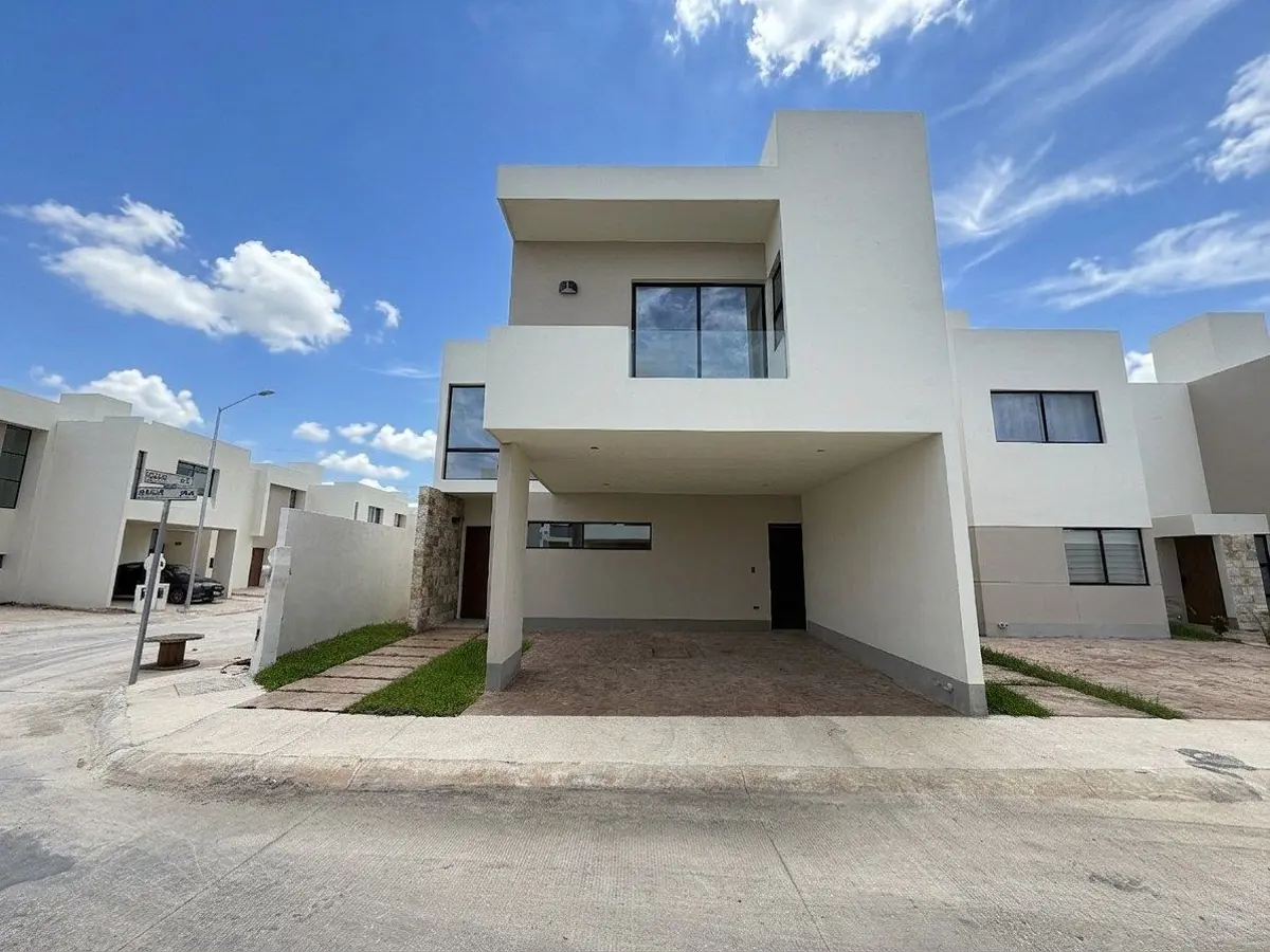 Casa en venta en Tixcacal Opichen, Mérida — foto 1 de 23