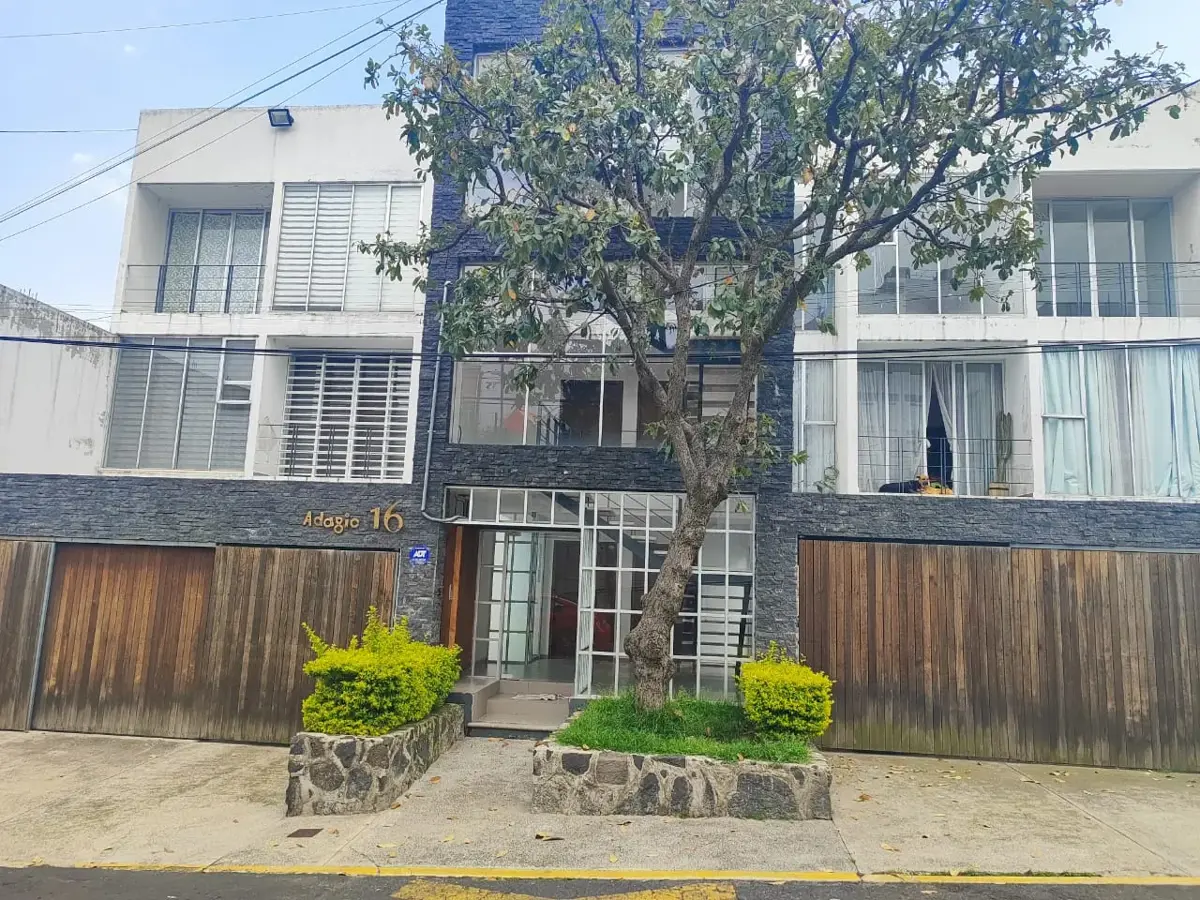 Casa en venta en Tlalpan, Tlalpan — foto 1 de 13
