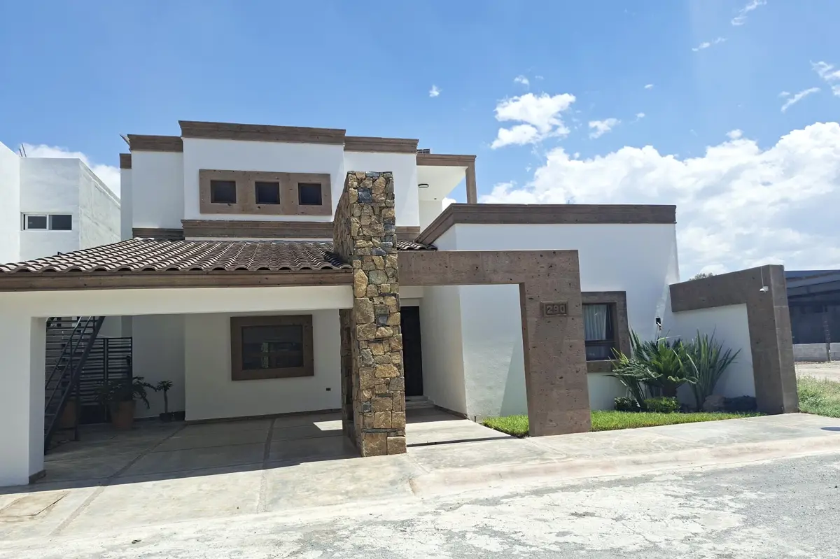 Residencia al norte de 1 planta en Country Club Residencia al norte de 1 planta en Country Club