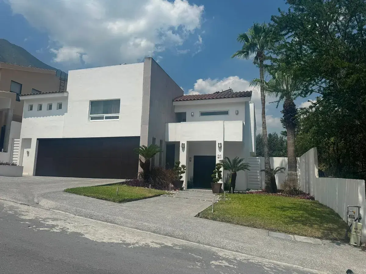 Casa en renta en Sierra Alta, Monterrey — foto 1 de 14