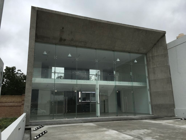 Edificio en renta en Luis Donaldo Colosio, Saltillo — foto 2 de 3