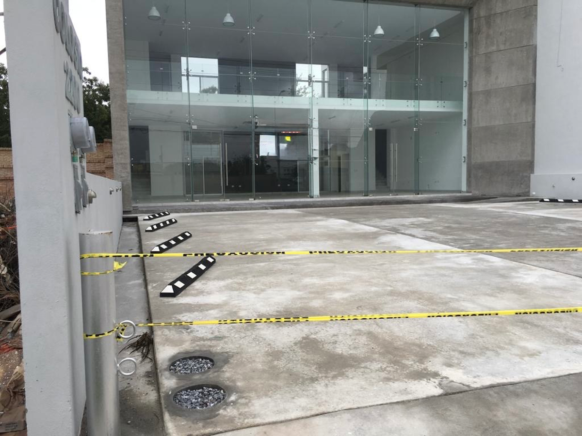 Edificio en renta en Luis Donaldo Colosio, Saltillo — foto 1 de 3
