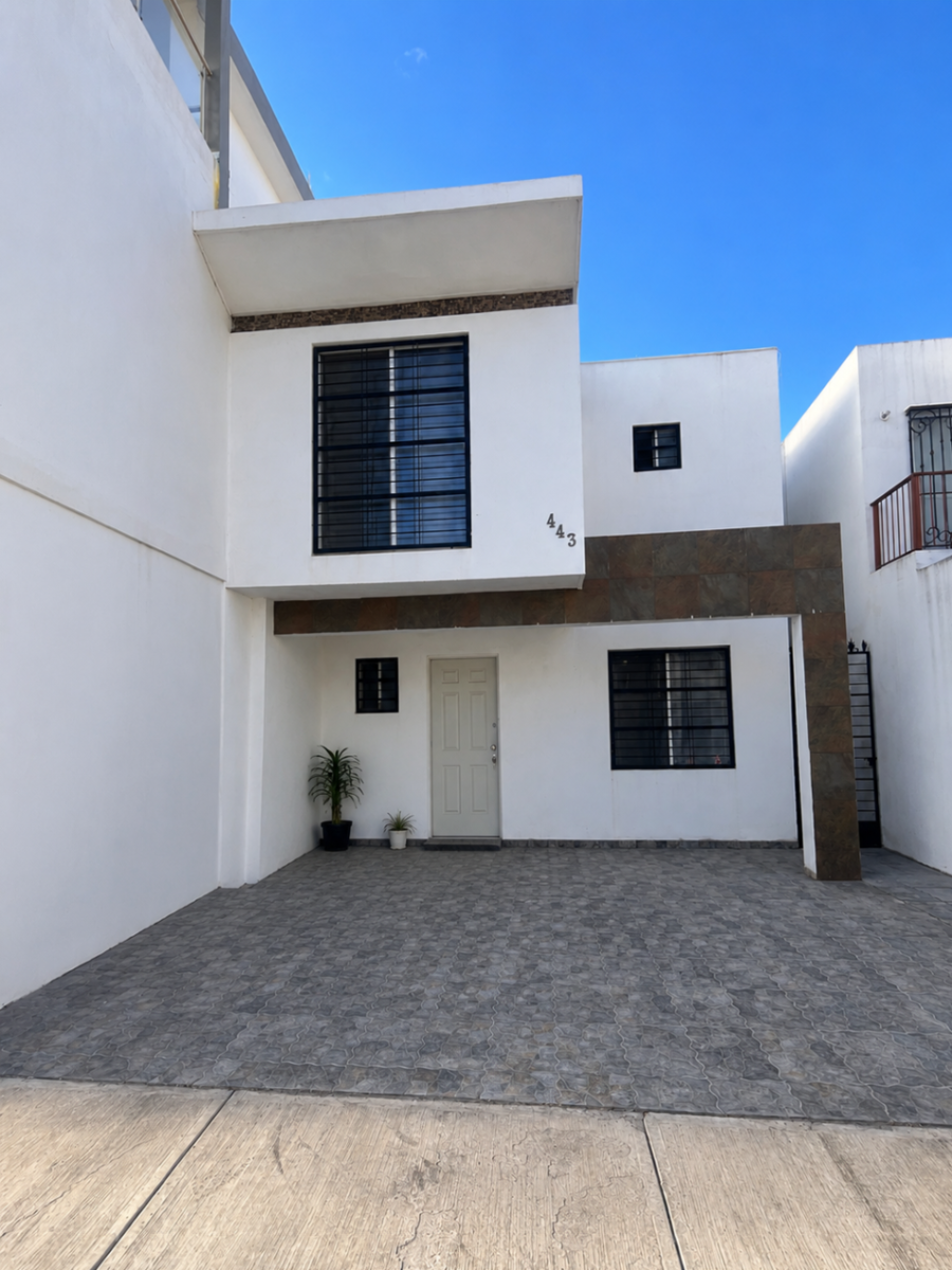 Casa en Renta en Céntrika, Monterrey, Nuevo León