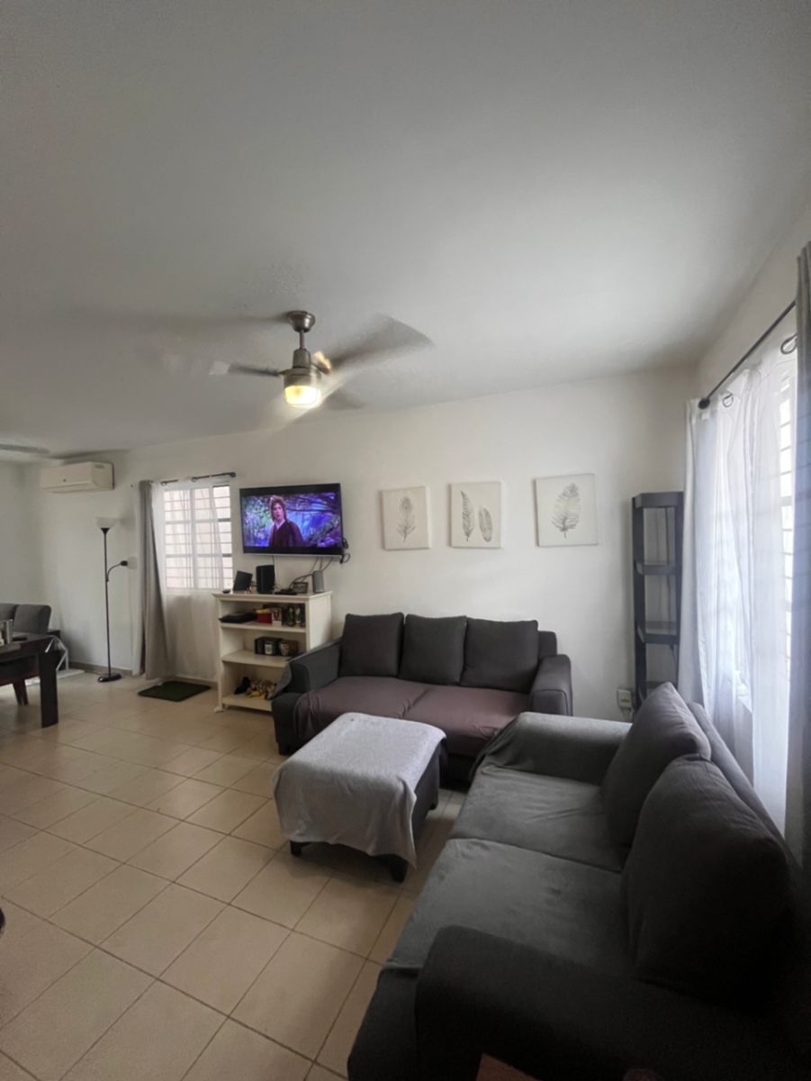 Casa en Renta en Céntrika, Monterrey, Nuevo León