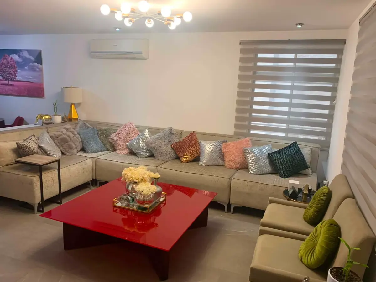 Casa en Venta en Calzadas Anáhuac, General Escobedo, Nuevo León