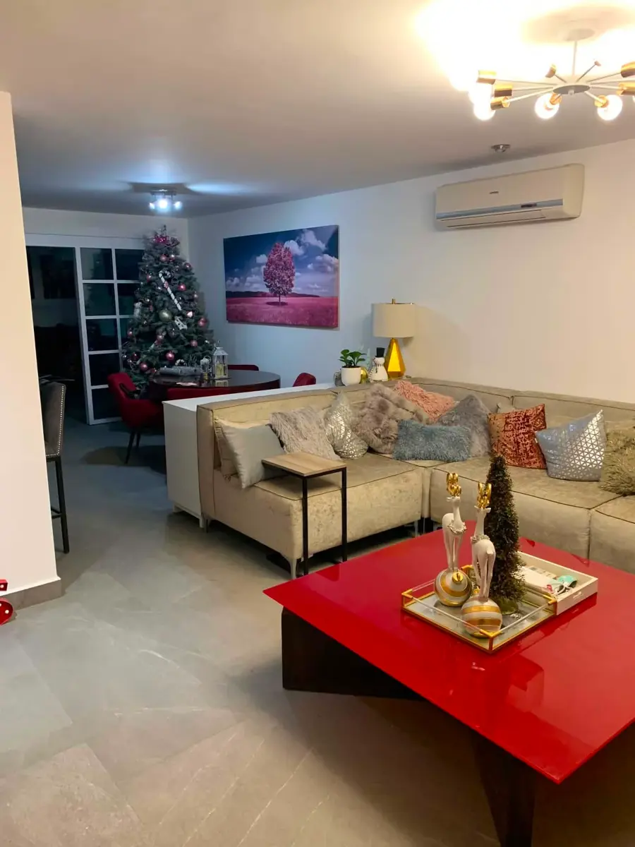 Casa en Venta en Calzadas Anáhuac, General Escobedo, Nuevo León