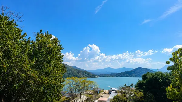 VENTA DE TERRENO CON VISTA AL LAGO EN VALLE DE BRAVO