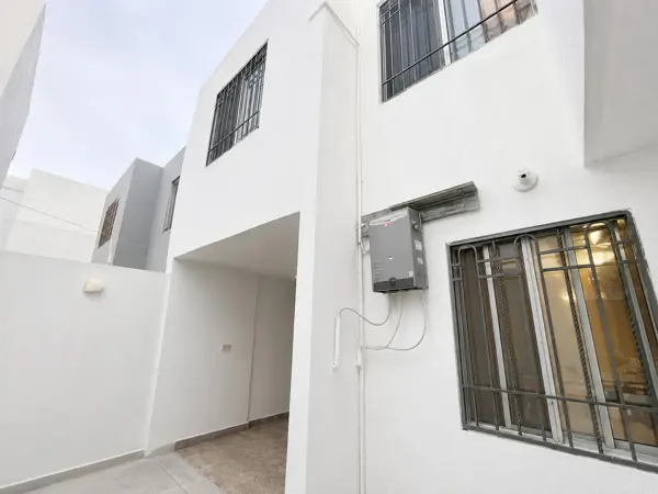 Casa en venta en Paseo de las Palmas Cuarto Sector, Apodaca — foto 2 de 2