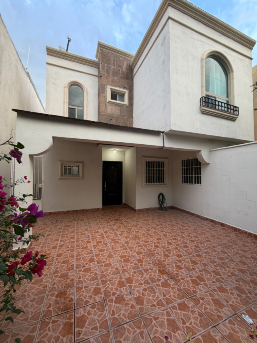 Casa en renta en Real del Sol, Saltillo — foto 1 de 18