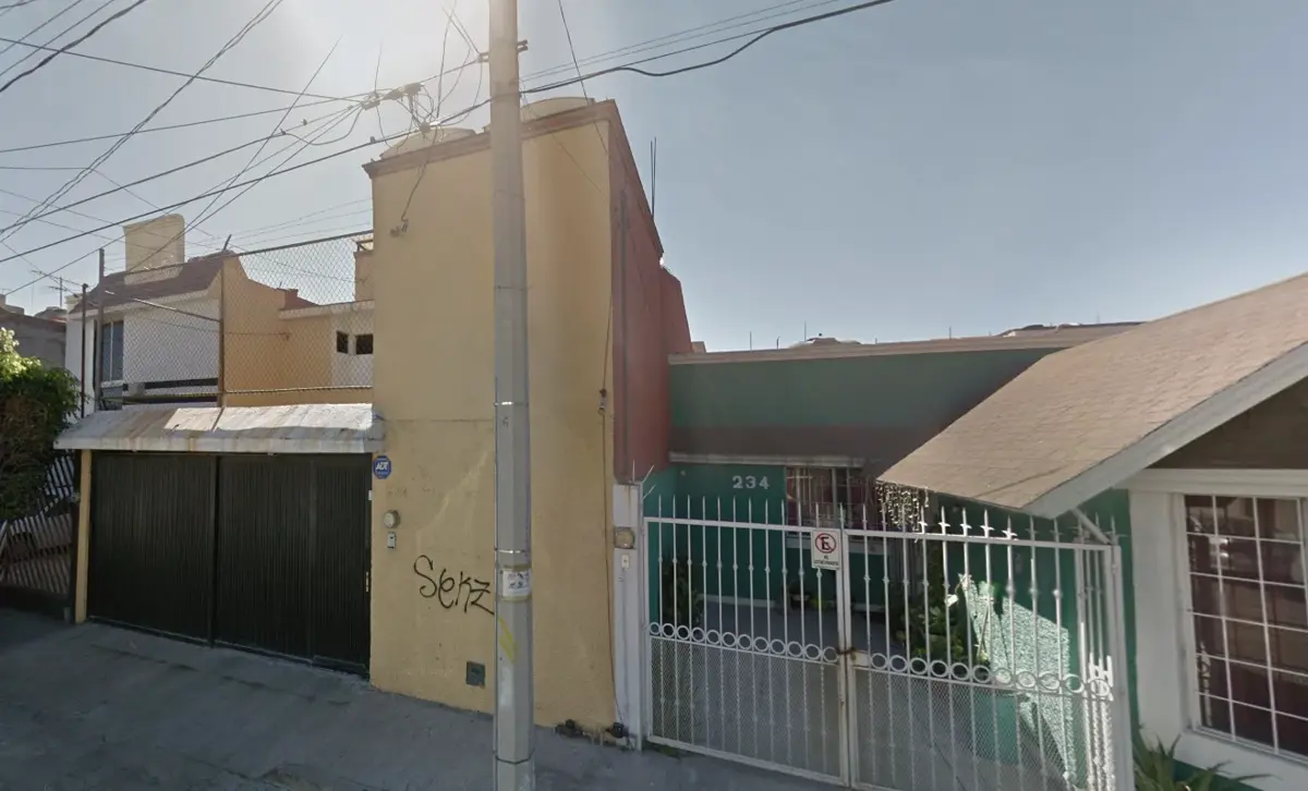 Casa en venta en Valle Residencial los Girasoles, Celaya — foto 1 de 11