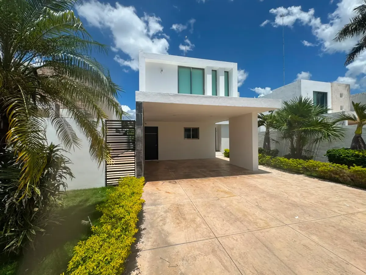 Casa en renta en Temozon Norte, Mérida — foto 1 de 23
