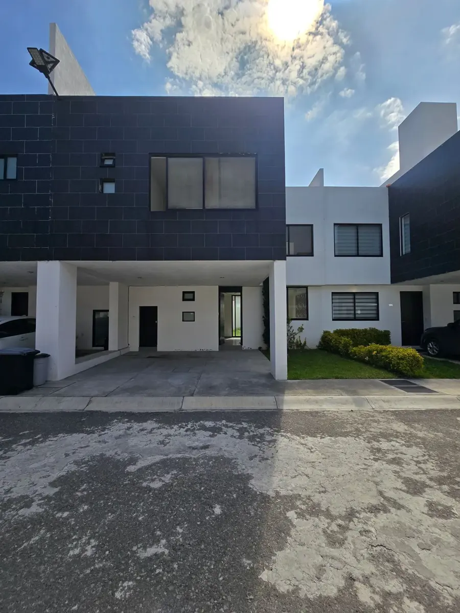 Casa en venta en San Jose, Mexicaltzingo — foto 1 de 25