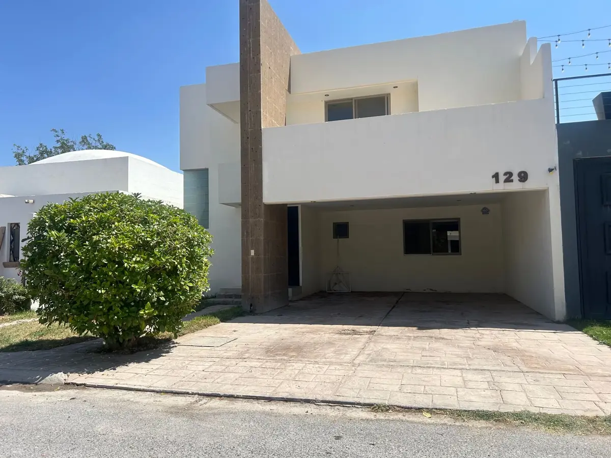 Casa en venta en Las Trojes, Torreón — foto 1 de 34