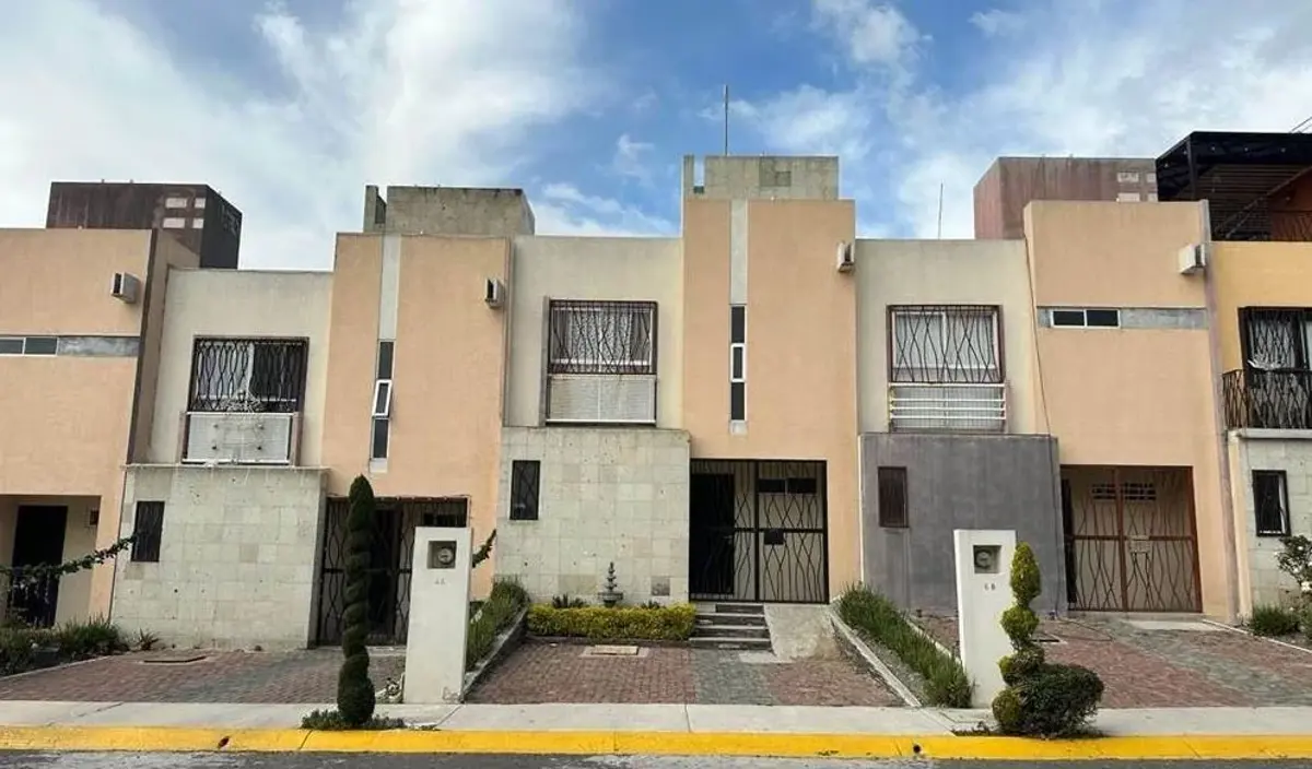 Casa en venta en Bosque Sanctorum, Cuautlancingo — foto 1 de 5