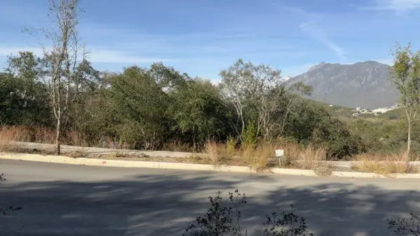 Terreno Sierra Alta 10 sector