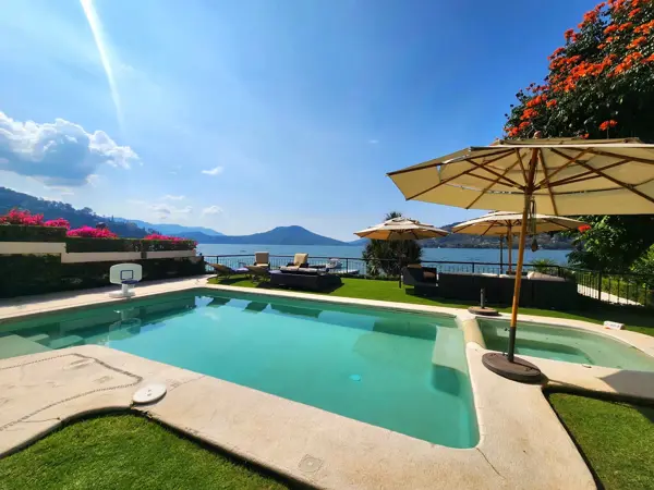 Casa en venta en San Antonio, Valle de Bravo — foto 2 de 42